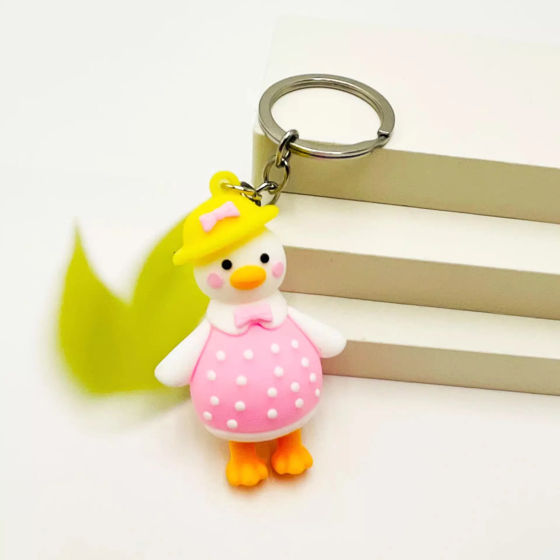 cute silicone cartoon fruit duck keychain for women’s couples, backpack charm, plush, car keychain ring