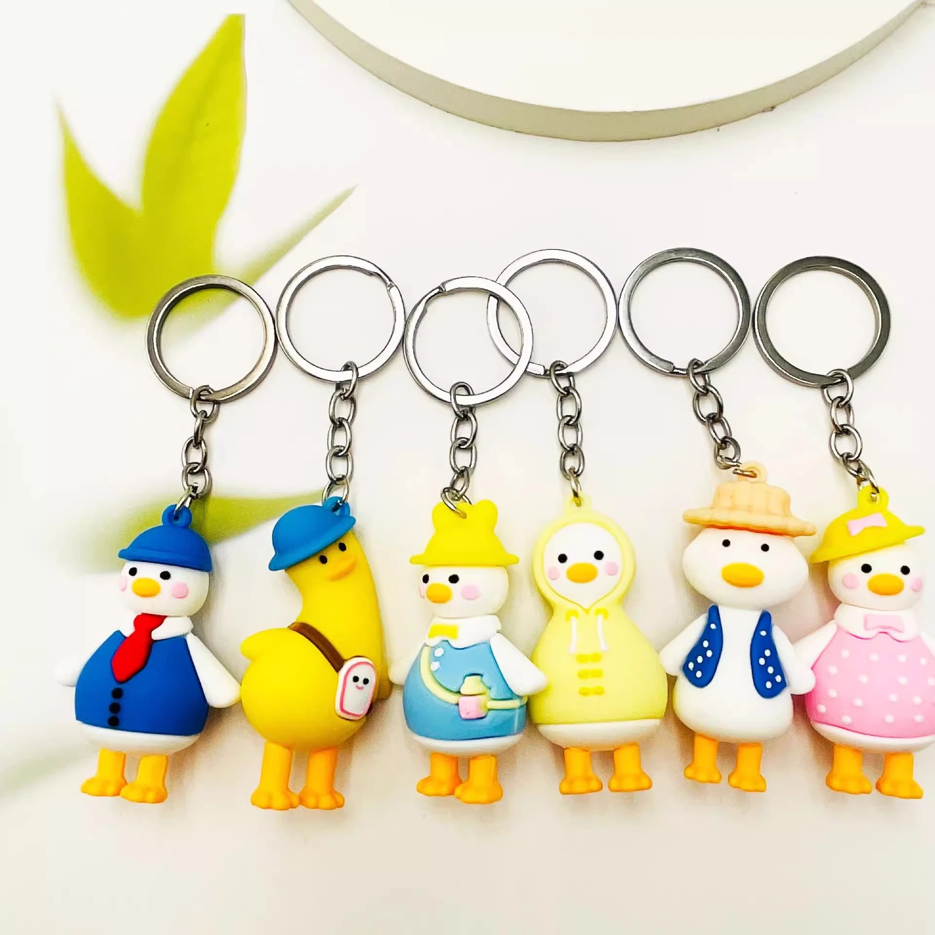 cute silicone cartoon fruit duck keychain for women’s couples, backpack charm, plush, car keychain ring